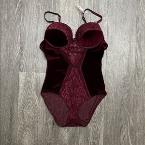 Daisy Fuentes Burgundy Lace Push Up Bra Bodysuit